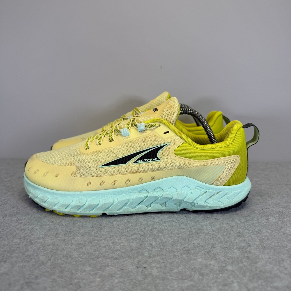 Altra Outroad 2 Womens Shoes Size 8.5 Yellow Blue Trail Running AL0A82CY770